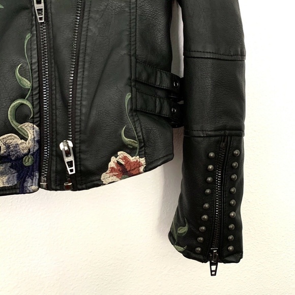 BLANKNYC Black Floral Faux Leather Moto Jacket - Picture 8 of 12